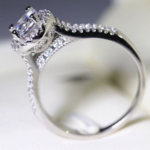 🌟SIZE 10 LEFT🌟STERLING SILVER 2 CTW RING - Picture 2 of 8